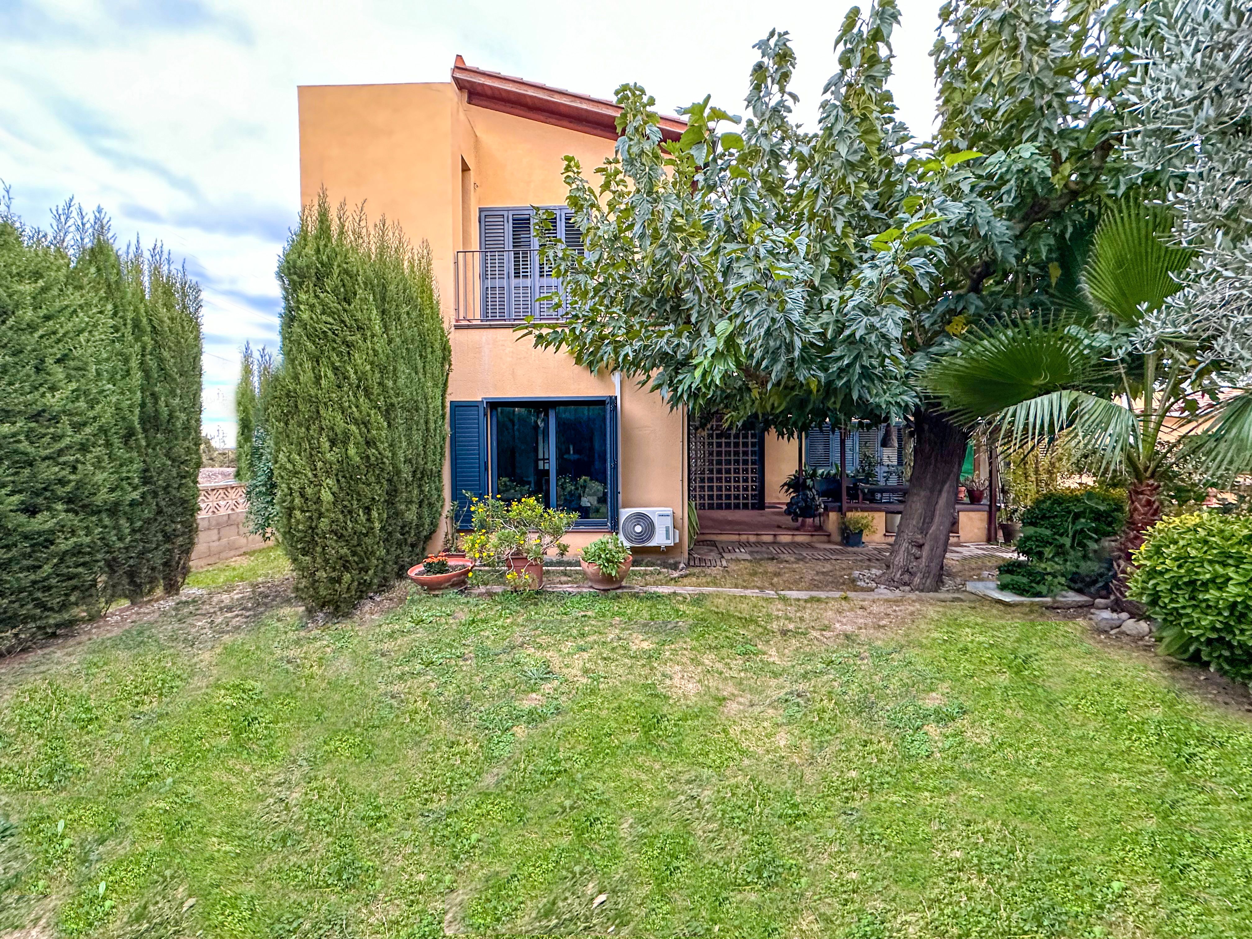 Garden of House or chalet for sale in Sant Miquel de Fluvià  with Air Conditioner, Heating and Private garden