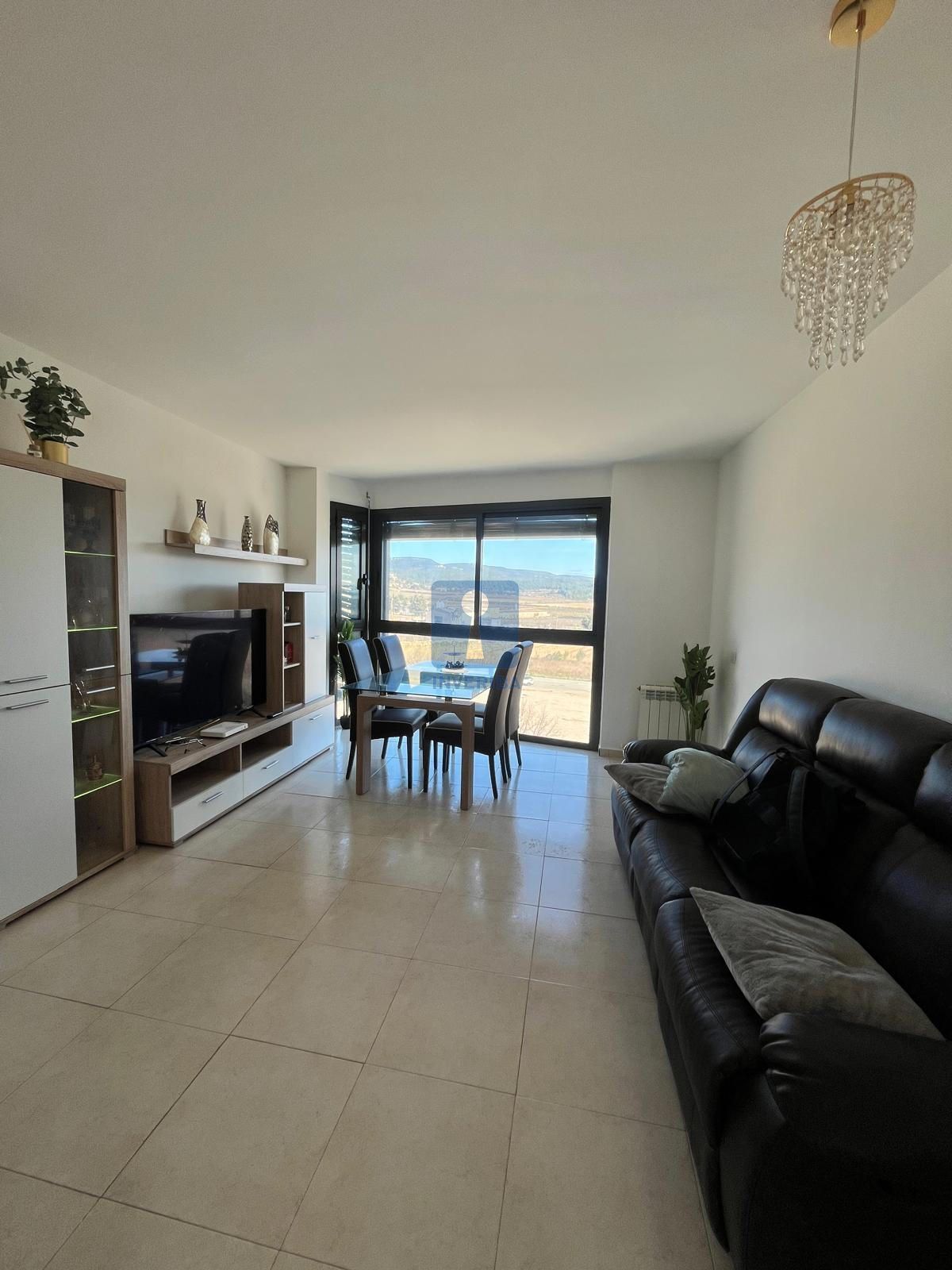 Sala de estar de Dúplex en venta en Torrelles de Foix con Calefacción y Terraza