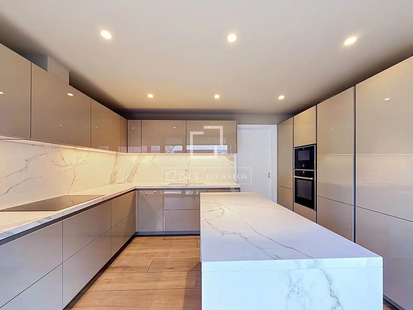 Kitchen of Flat for sale in Escaldes – Engordany  with Air Conditioner, Heating and Terrace