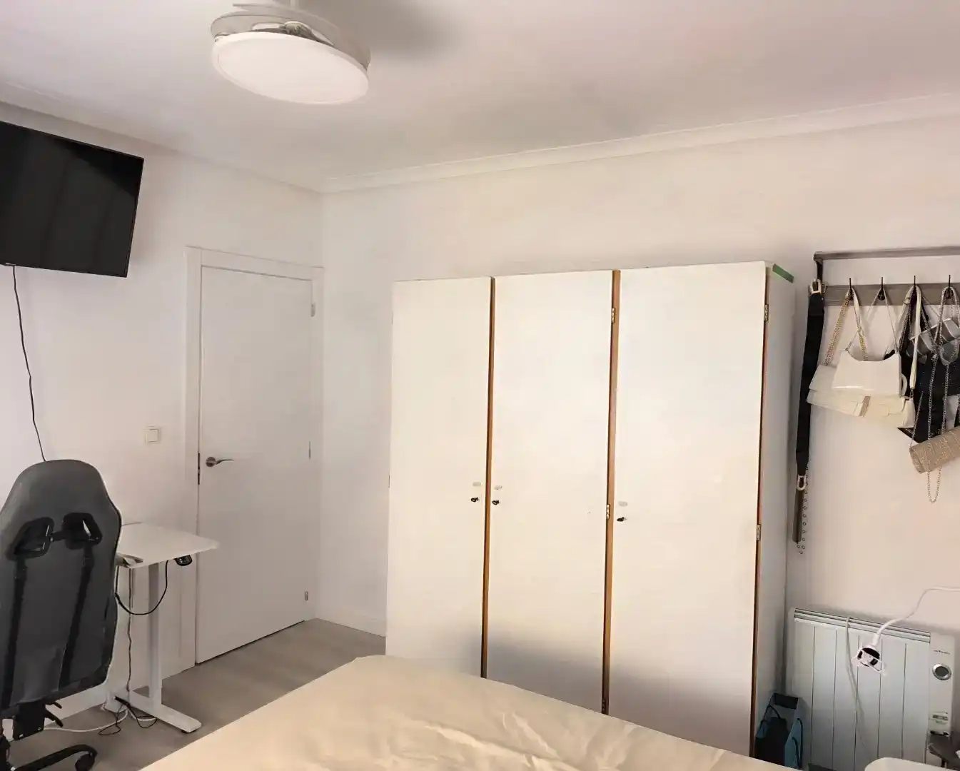 Bedroom of Detached homes for sale in Madrigueras  with Air Conditioner