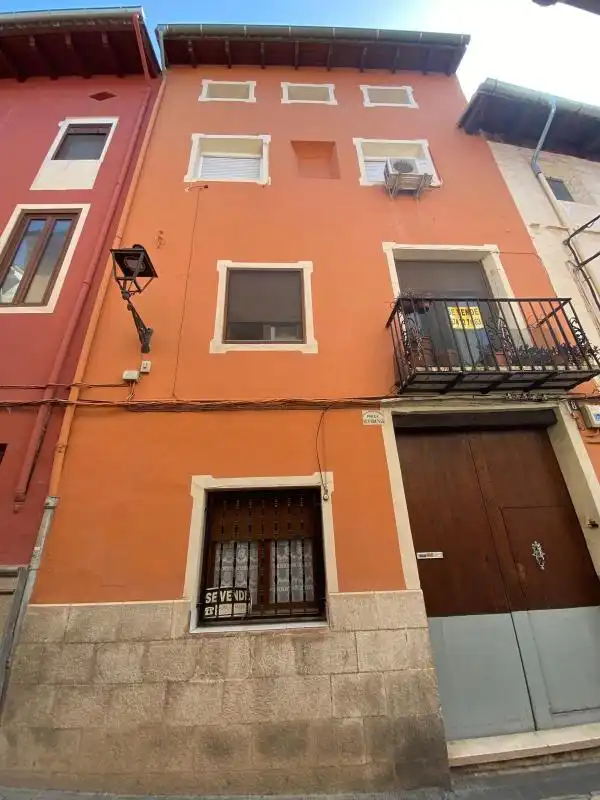 Außenansicht von Erdgeschoss zum Verkauf in Xàtiva mit Heizung, Terrasse und Abstellraum