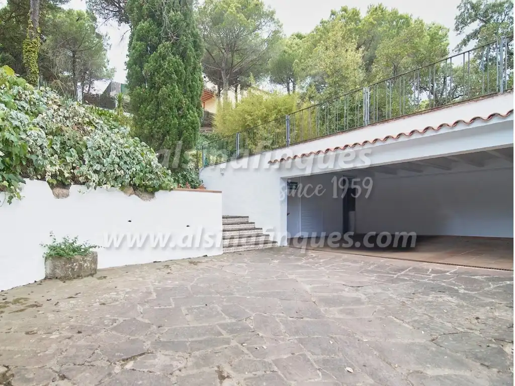 Exterior view of Houses for sale in Lloret de Mar  with Private garden, Terrace and Balcony