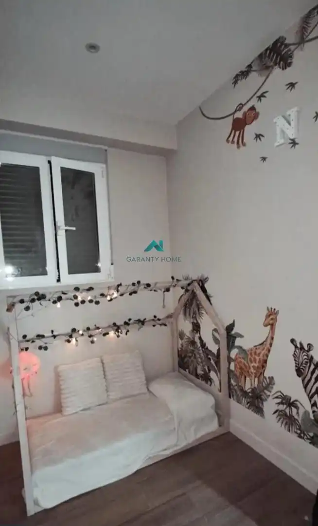 Habitación de Planta baja en venta en Jaén con Aire acondicionado y Amueblado