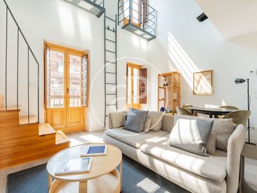 Piso con balcón en venta en C. de Calvo Asensio