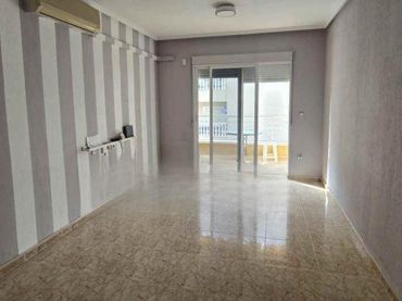 Flat with balcony for sale in Playa del Cura