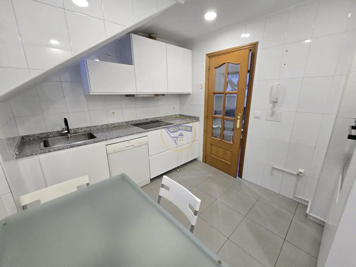 Cocina de Ático en venta en Vigo  con Aire acondicionado, Calefacción y Parquet
