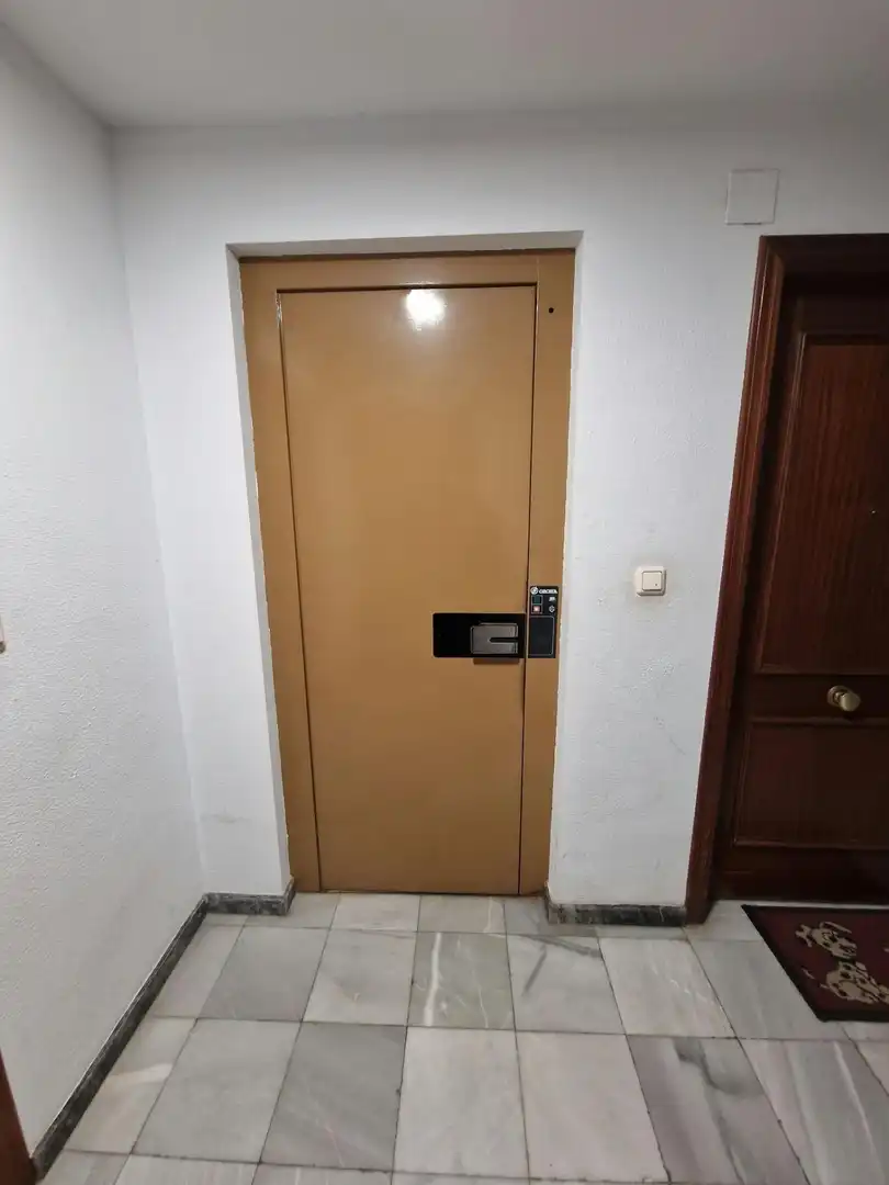 Piso en venta en Santa Pola con Aire acondicionado, Terraza y Balcón