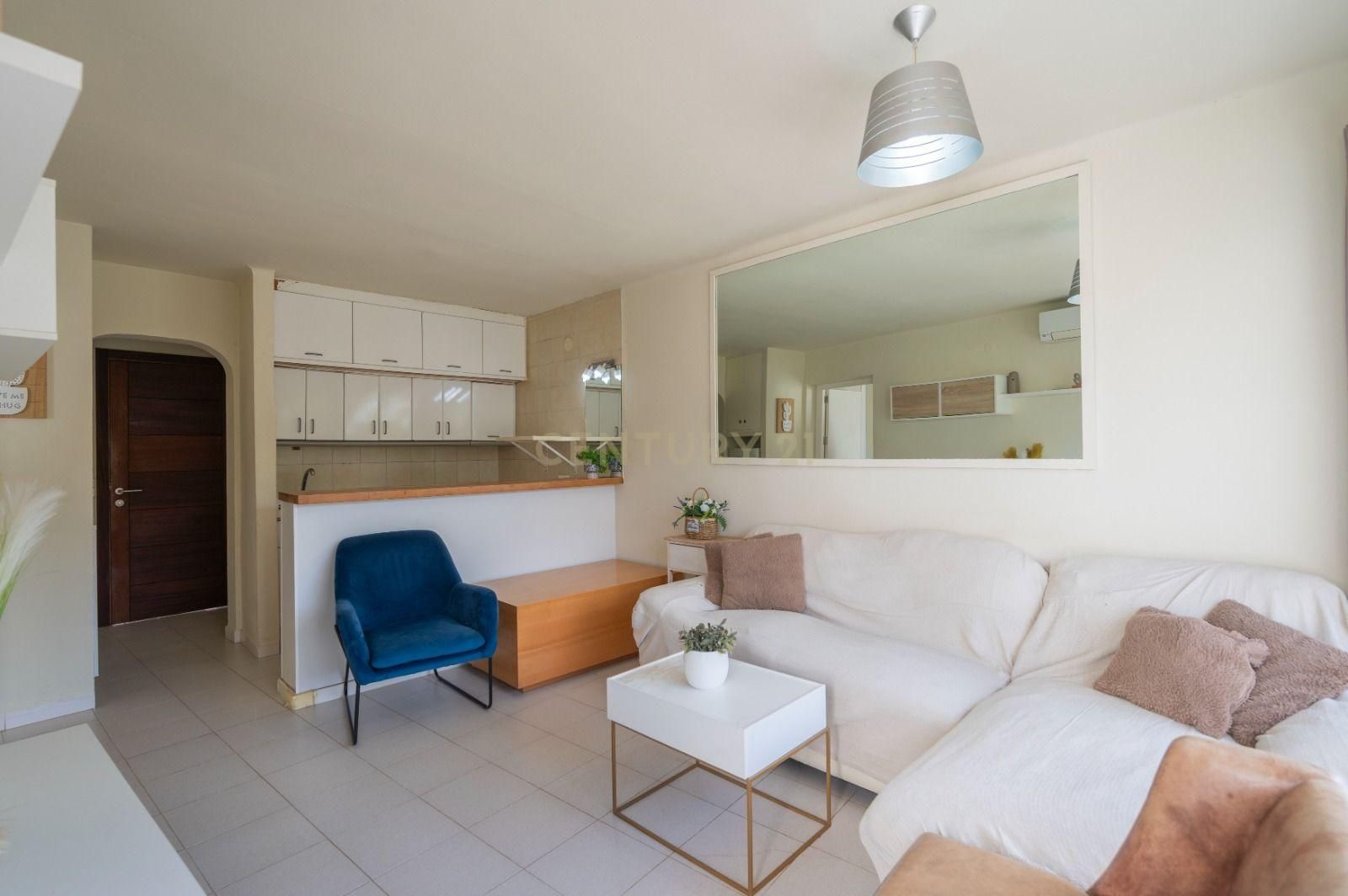 Living room of Apartment for sale in Santa Eulària des Riu  with Air Conditioner, Washing machine and Balcony