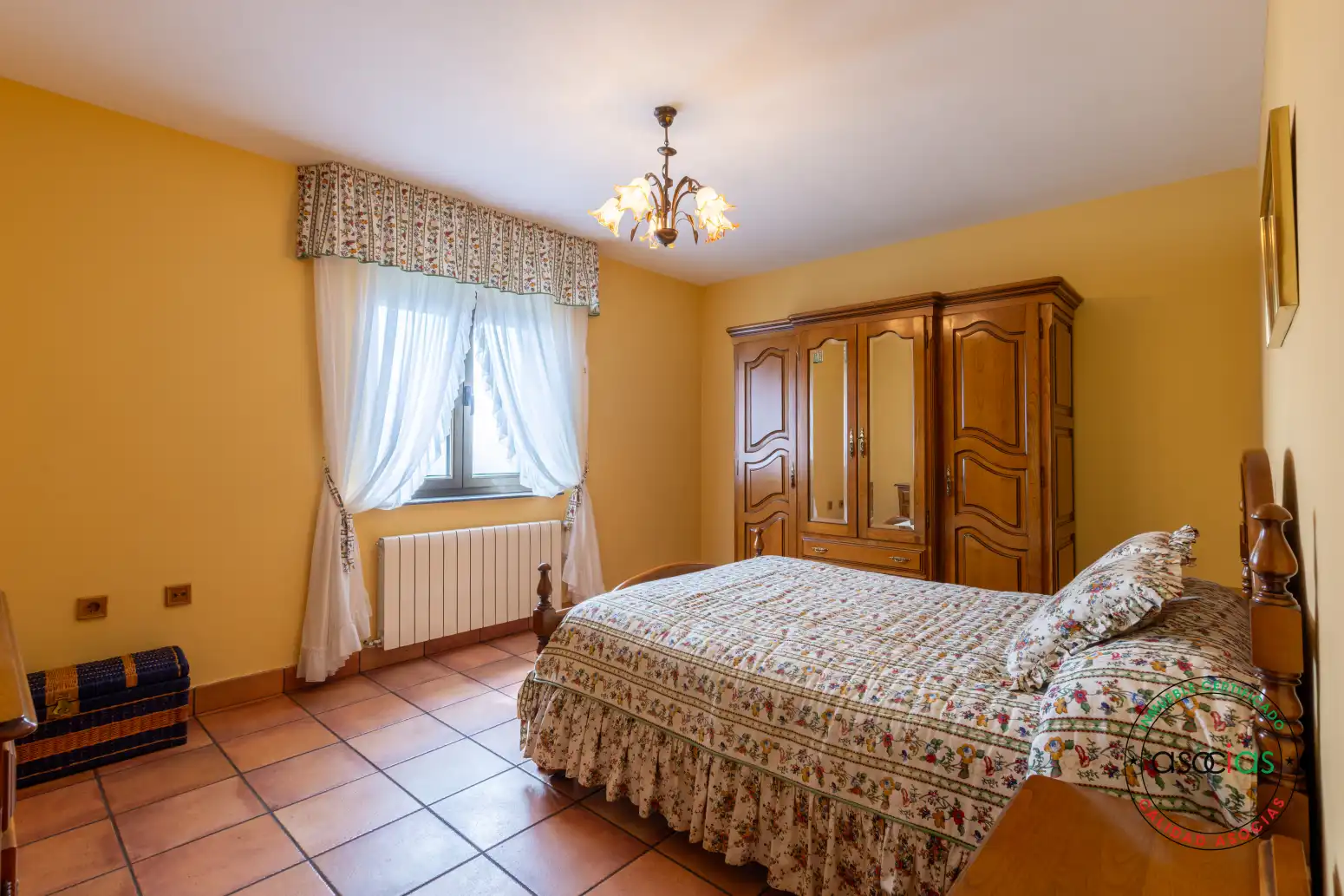 Dormitori de Casa o xalet en venda en Tineo amb Calefacció