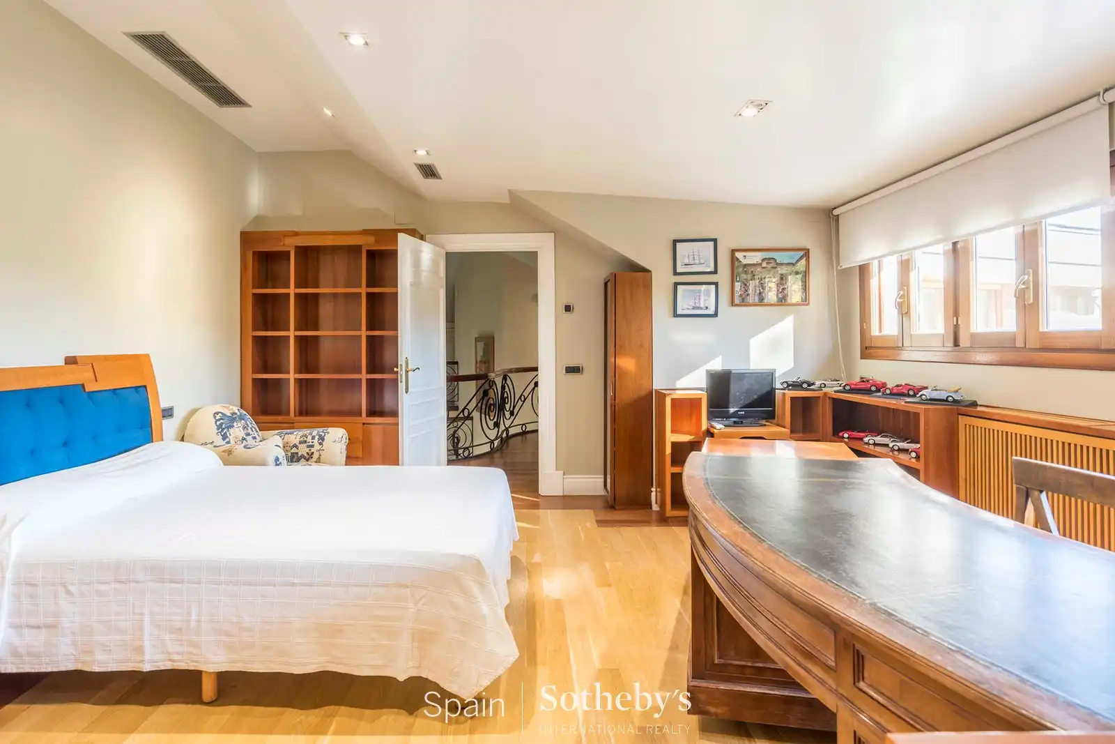 Habitación de Casa o chalet en venta en Madrid con Calefacción, Jardín privado y Piscina