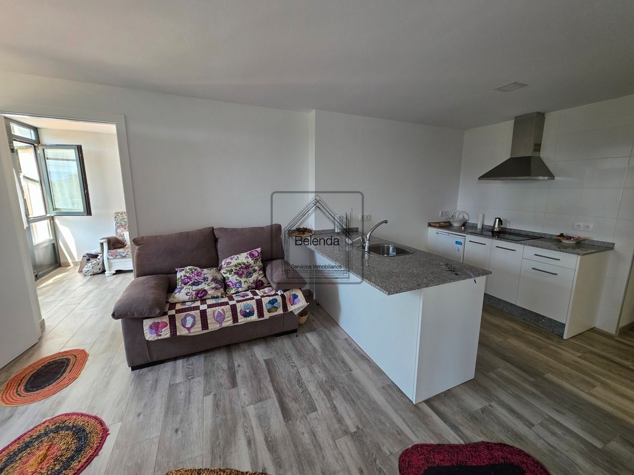 Sala d'estar de Casa o xalet de lloguer en Zas amb Parquet, Moblat i Forn
