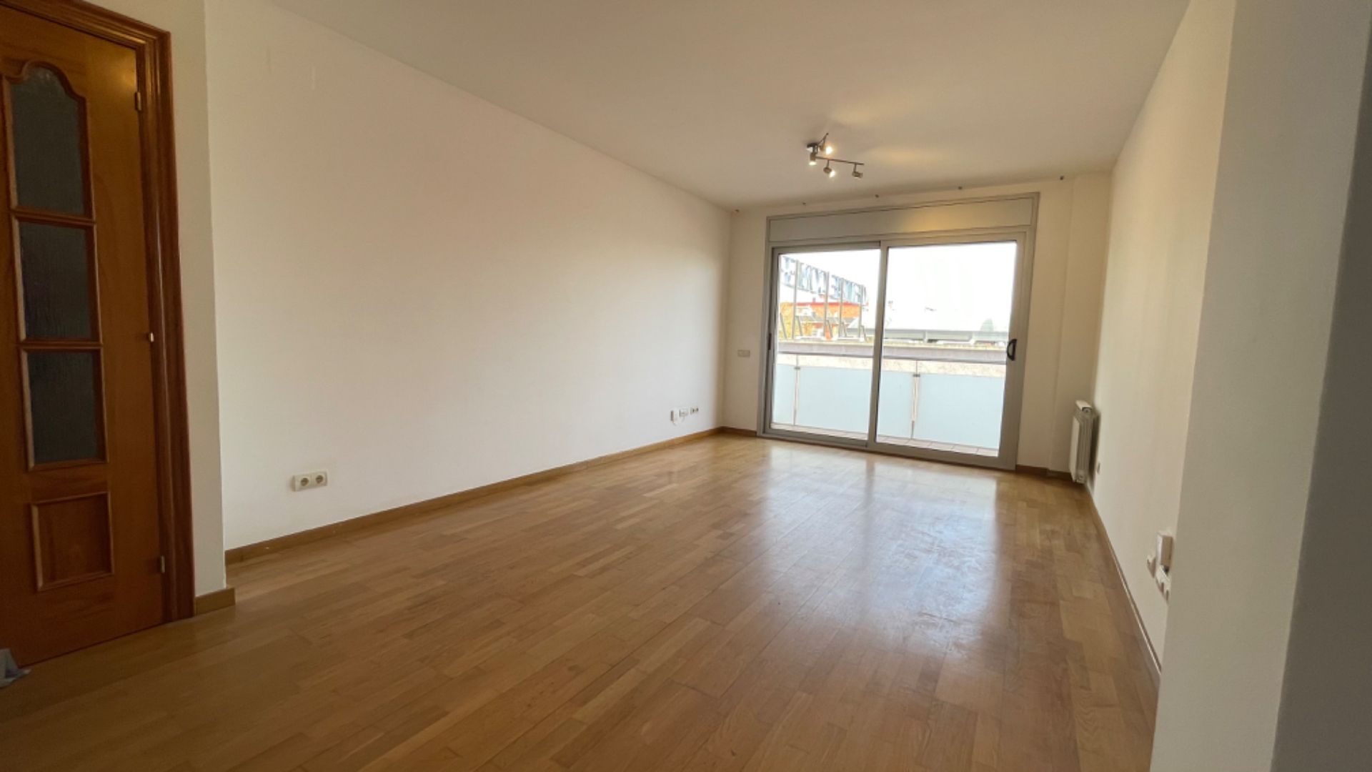 Sala d'estar de Pis en venda en Castelldefels amb Aire condicionat, Calefacció i Forn