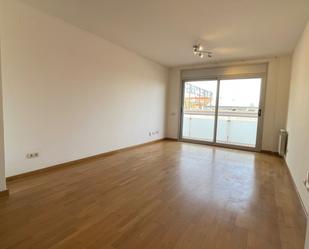 Living room of Flat for sale in Castelldefels  with Air Conditioner, Heating and Oven