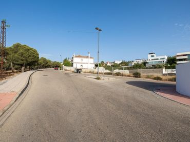 Terreny residencial en venda a Calle CULLAR VEGA