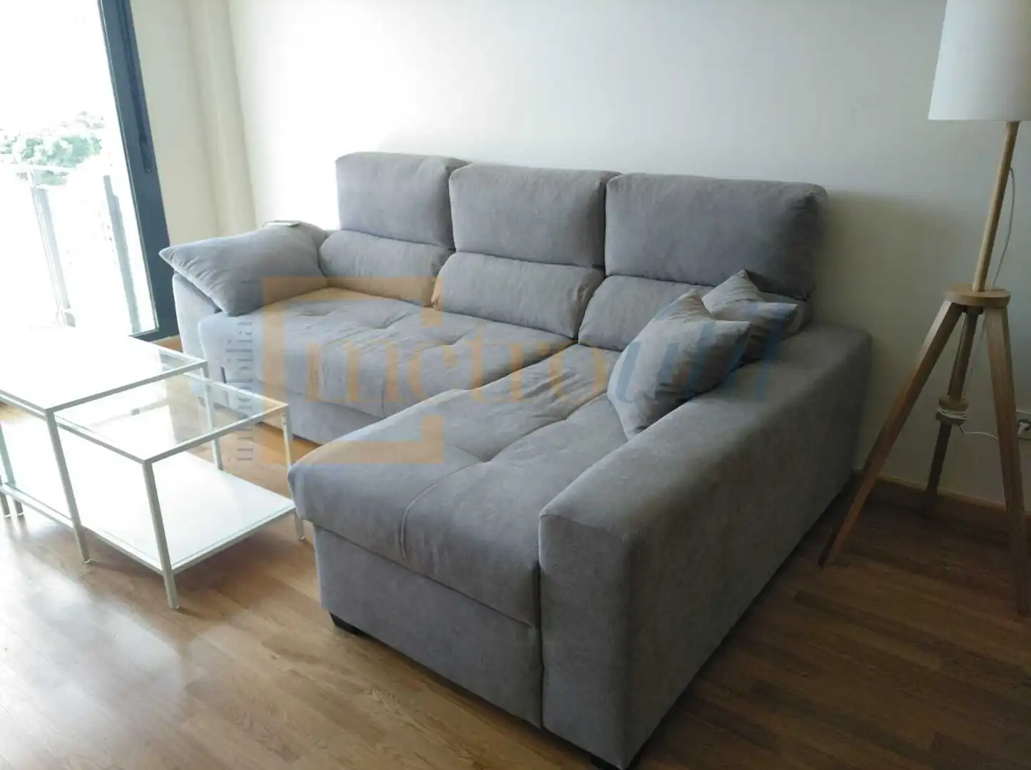 Flat for rent in Calle Juan Maluquer, La Platina- Hospital - Campus
