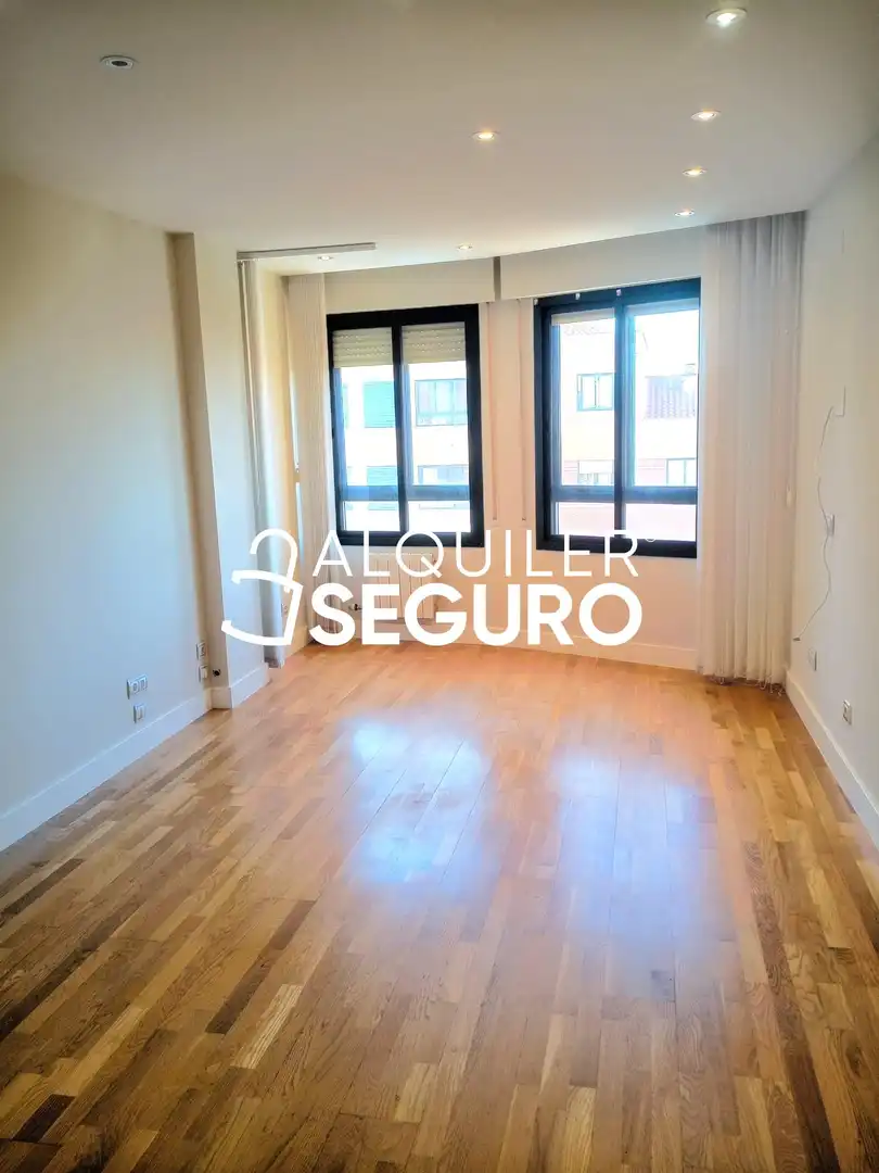 Flat with pool to rent in Manuel Azaña, imagen 2