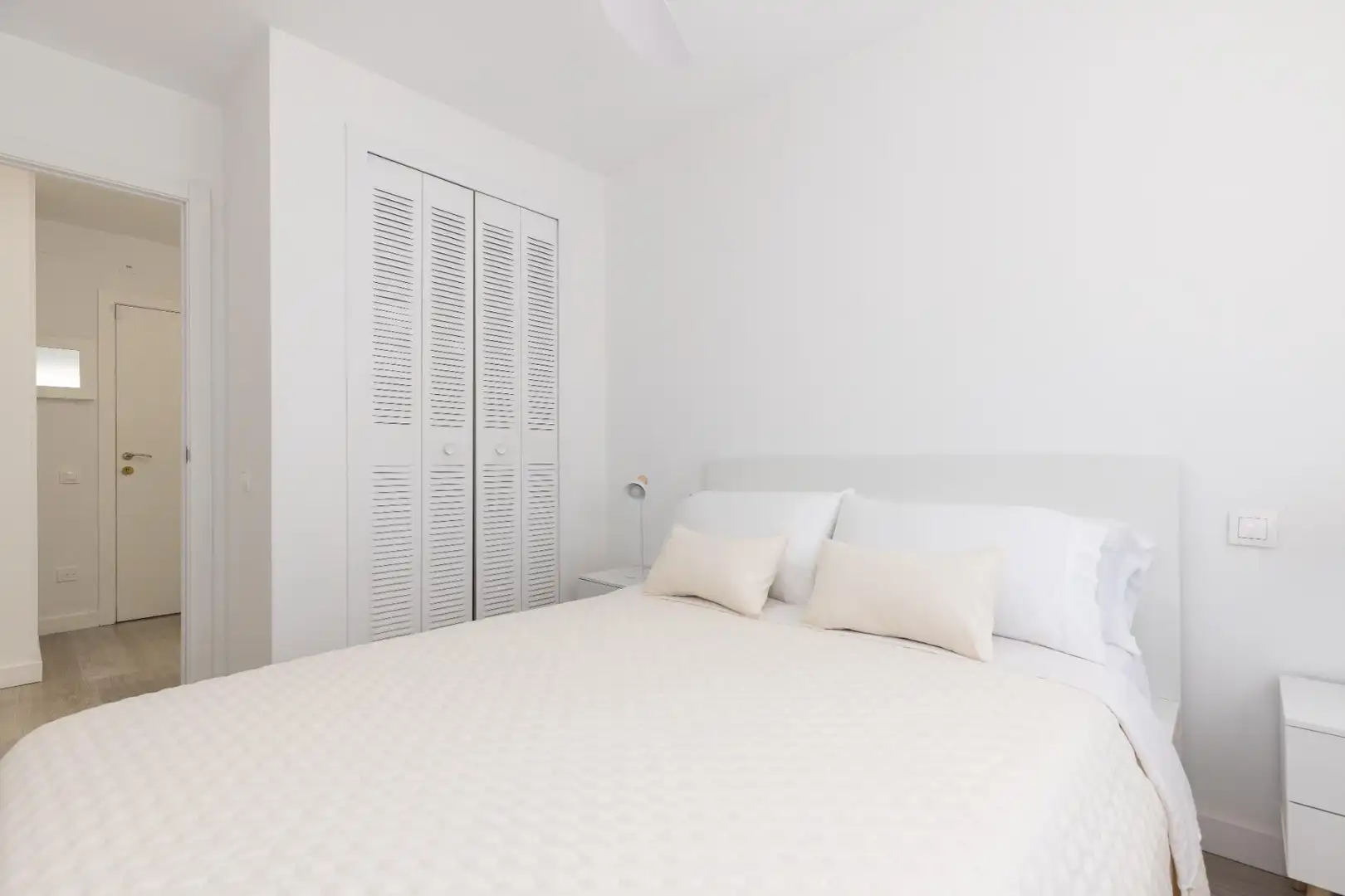 Apartamento con piscina en venta en Carrer FRA JUNIPER SERRA, imagen 17