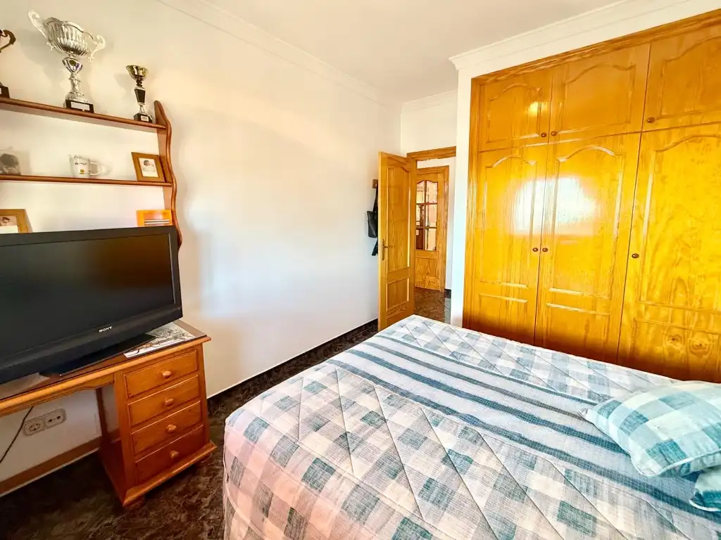 Dormitori de Casa o xalet en venda en Vélez-Málaga amb Aire condicionat i Terrassa