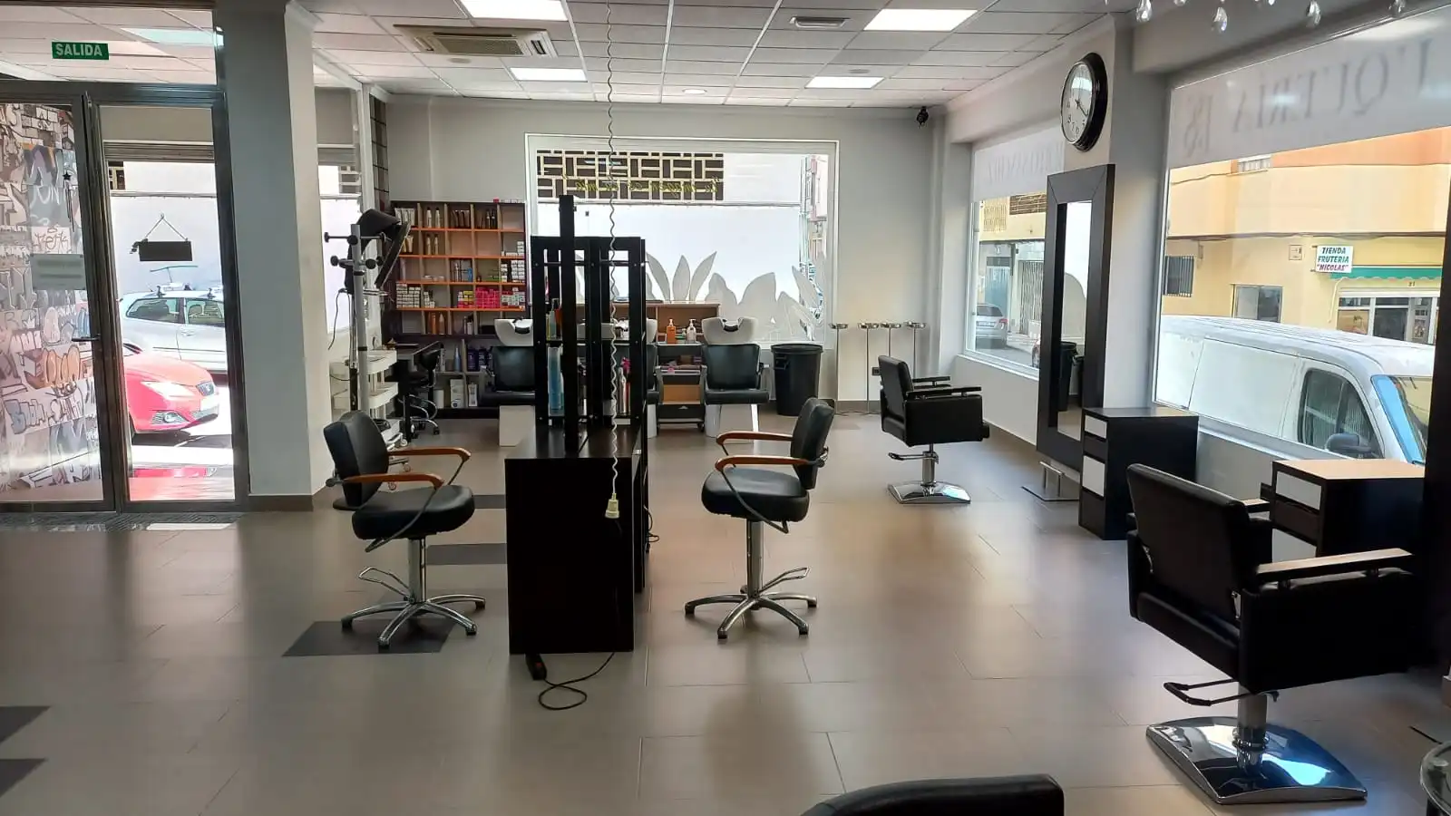 Business premises for sale in Calle Camino Viejo de Malaga, imagen 4
