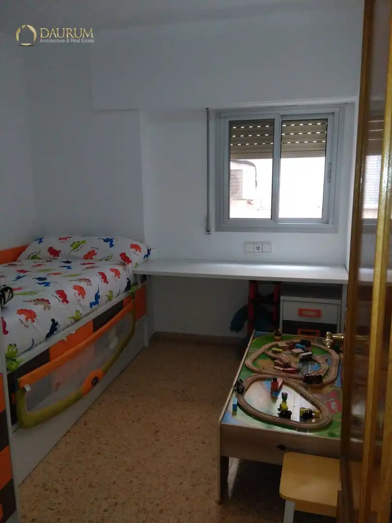 Habitación de Piso en venta en Burjassot con Aire acondicionado, Terraza y Trastero