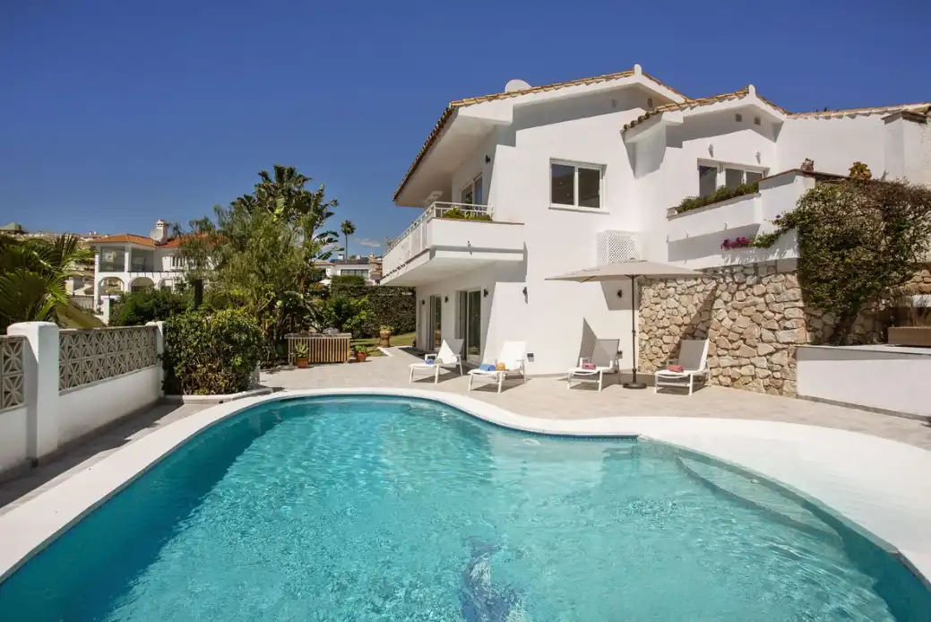 Piscina de Casa o xalet en venda en Mijas amb Aire condicionat, Jardí privat i Terrassa