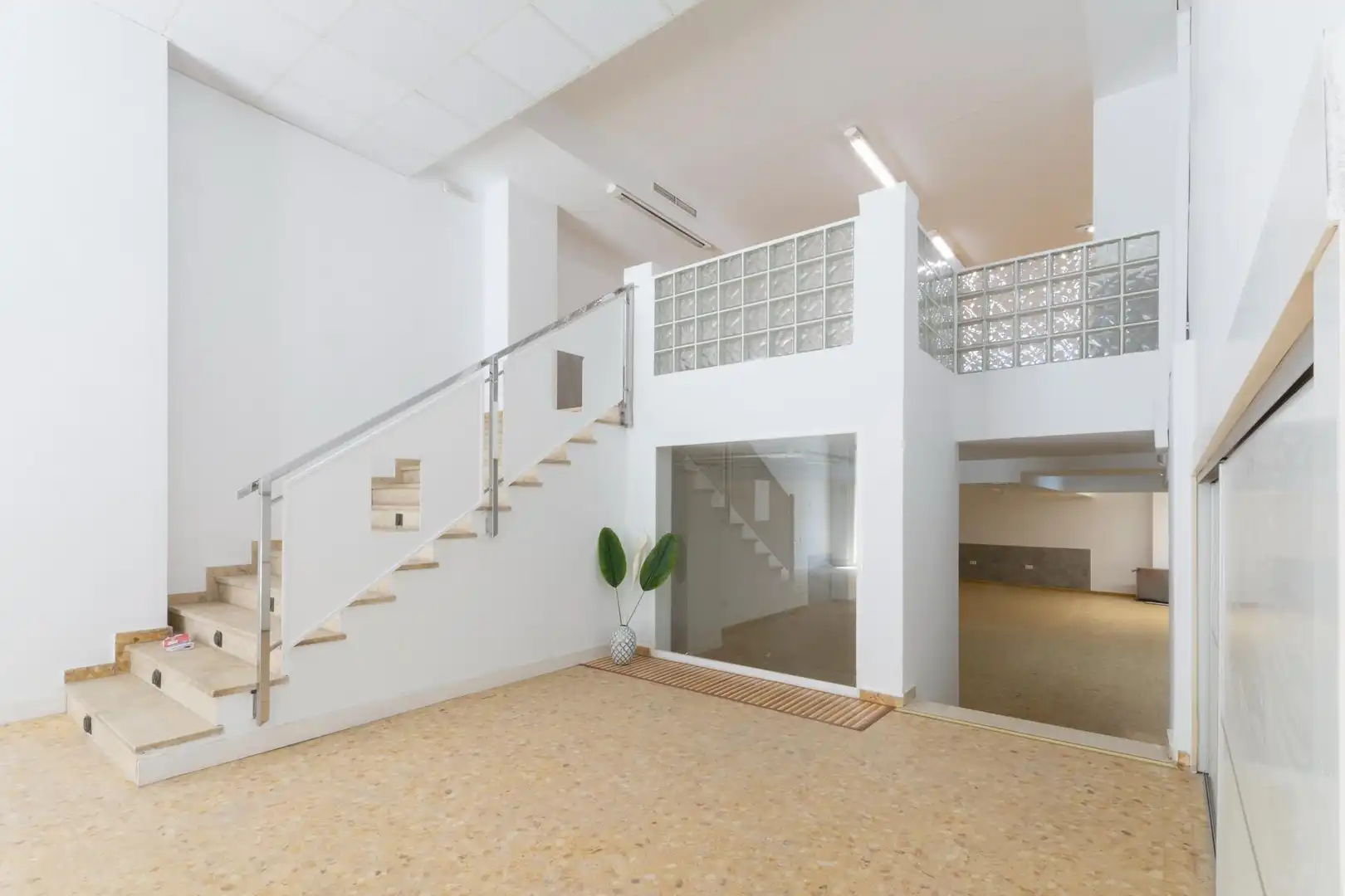 Business premises for sale in Avenida MARQUES DE CAMPO 9, imagen 5