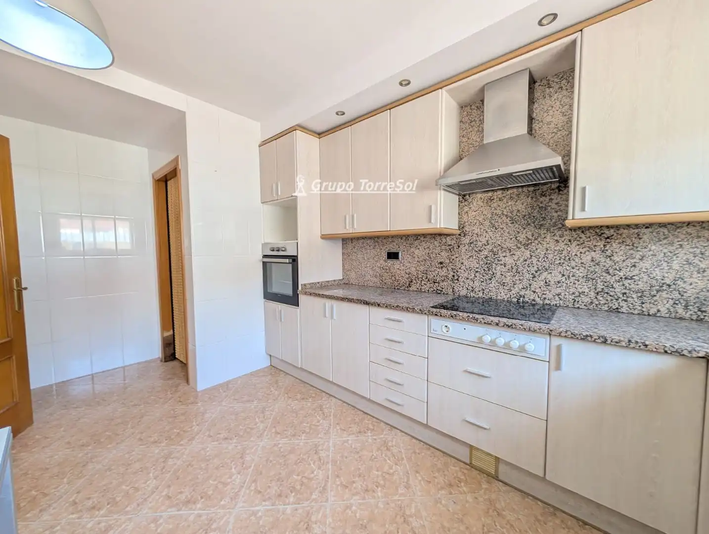 Cocina de Casa adosada en venta en El Vendrell con Aire acondicionado, Calefacción y Terraza
