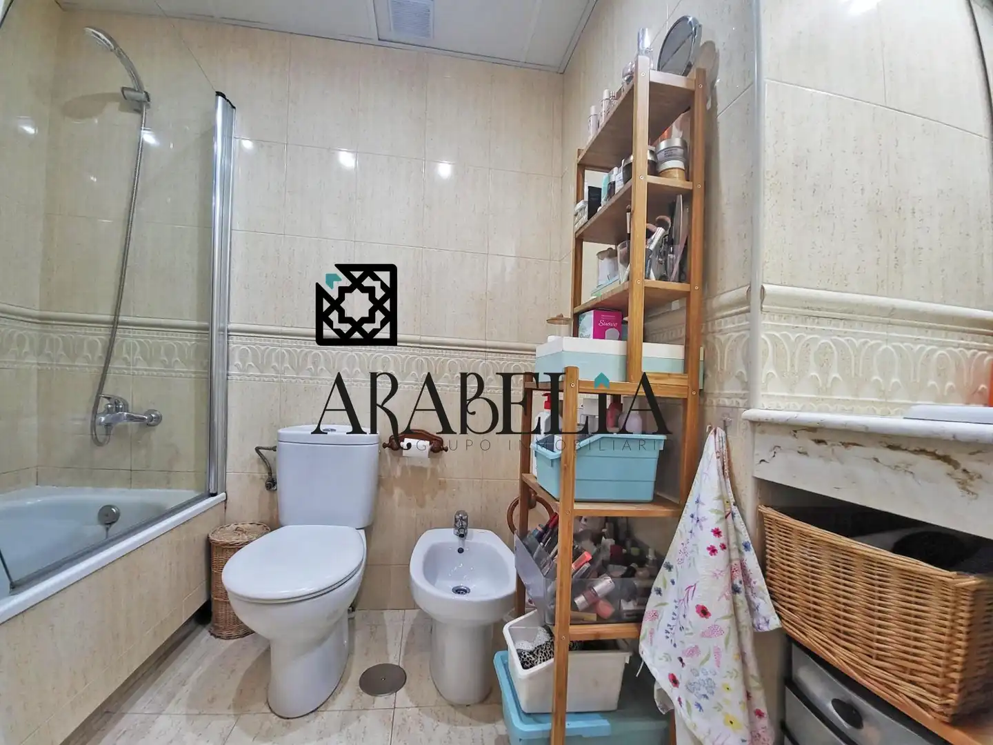 Bathroom of Houses for sale in Obejo