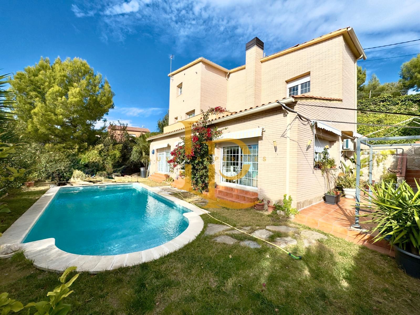 House or chalet for sale in Camí de les Martines, Castellnou - Can Mir - Can Solà