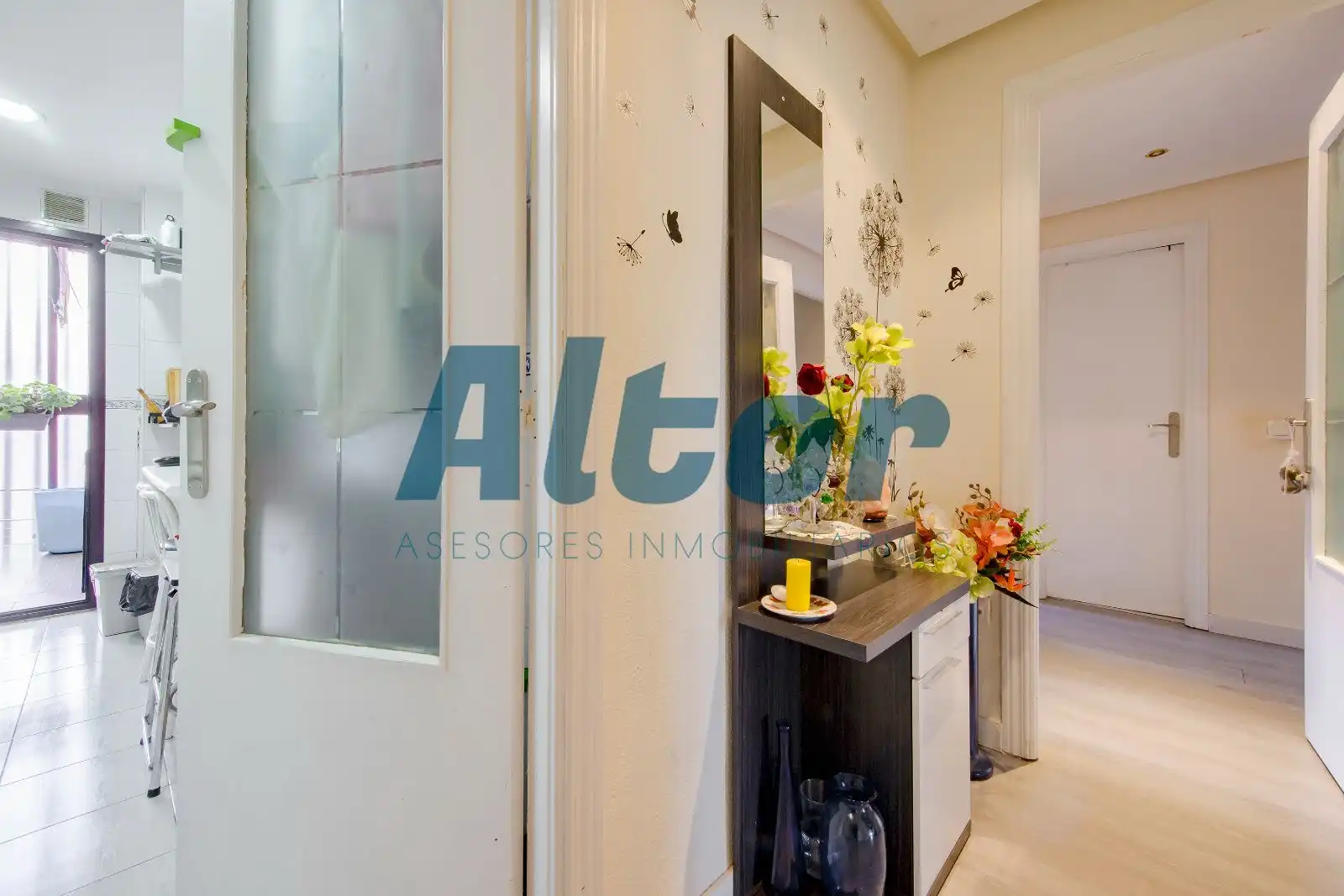 Flat for sale in Madrid  with Air Conditioner, Heating and Storage room