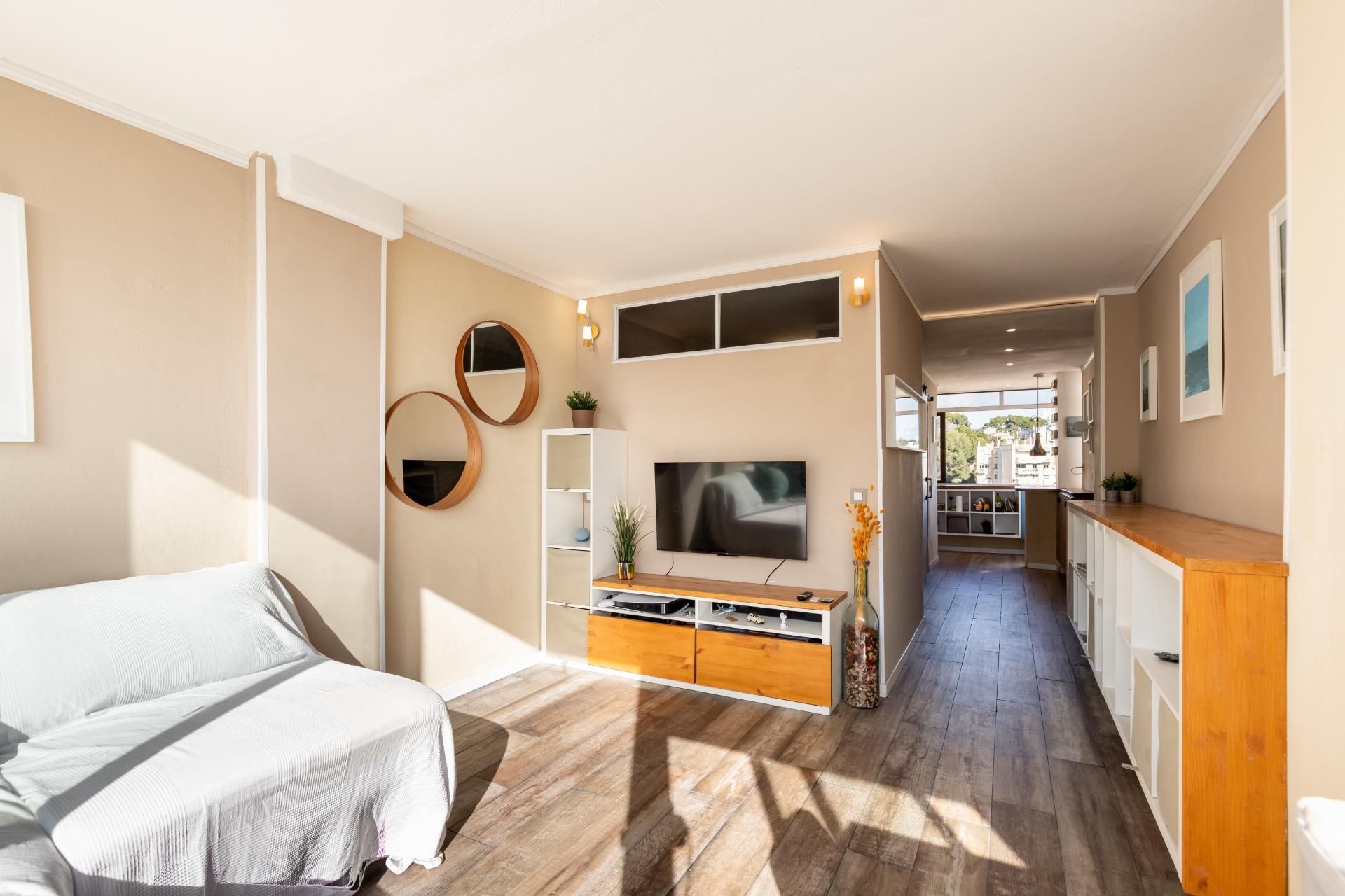 Living room of Flat for sale in  Palma de Mallorca  with Furnished and Alarm