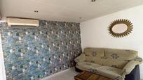 Sala d'estar de Casa o xalet en venda en Almenar amb Calefacció