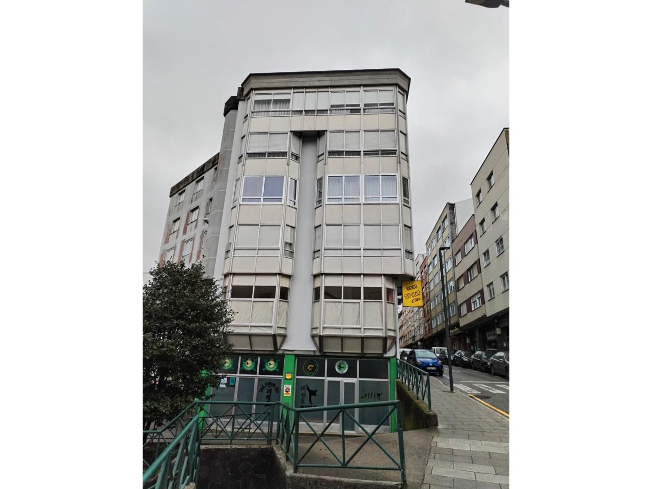 Vista exterior de Local en venta en Betanzos con Amueblado y Internet