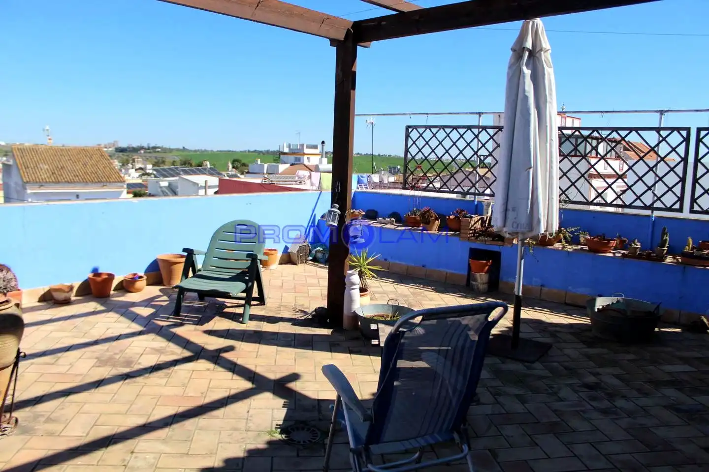 Terrassa de Pis en venda en Palomares del Río amb Aire condicionat, Terrassa i Moblat