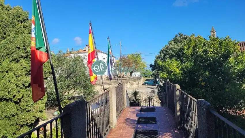 Gebäude zum Verkauf in Valencia de Alcántara