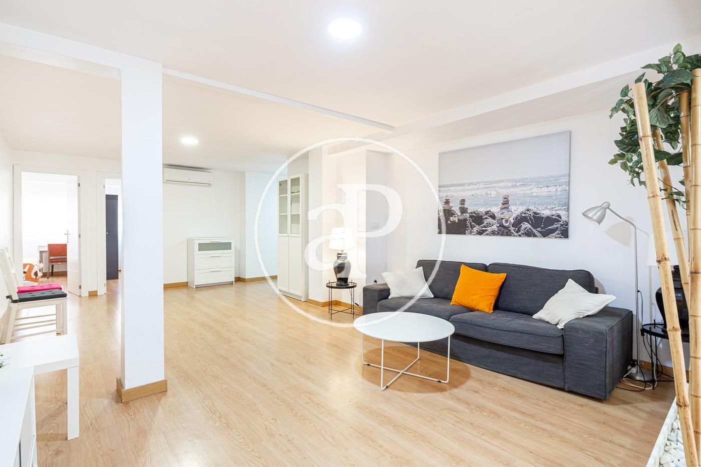 Exterior view of Flat to rent in  Valencia Capital  with Air Conditioner, Heating and Furnished