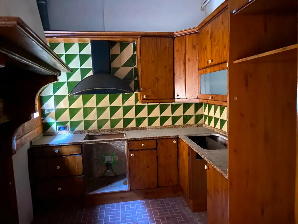 Cocina de Casa adosada en venta en Organyà con Terraza, Trastero y Alarma