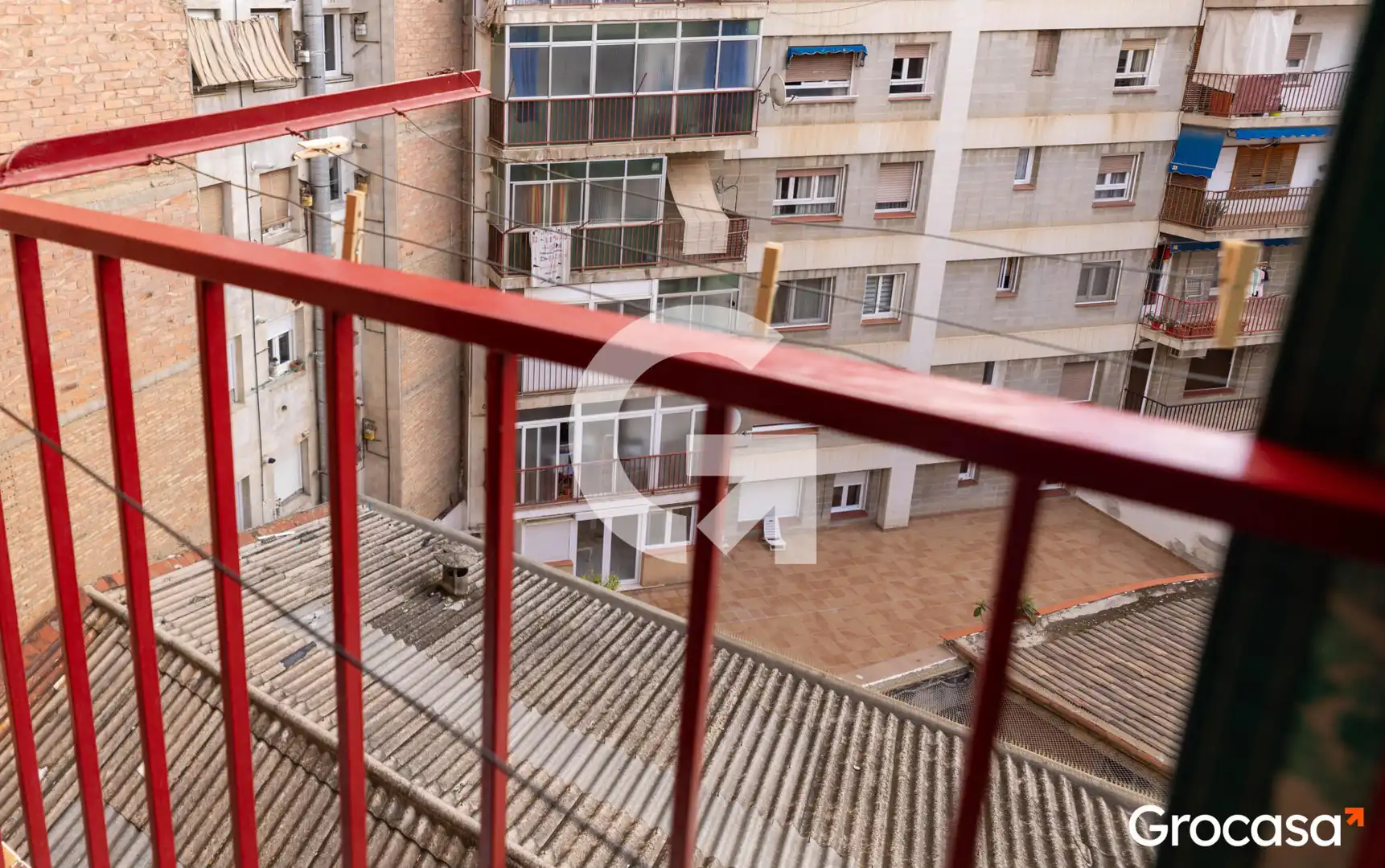 Piso con balcón en venta en CL SATURN, imagen 9