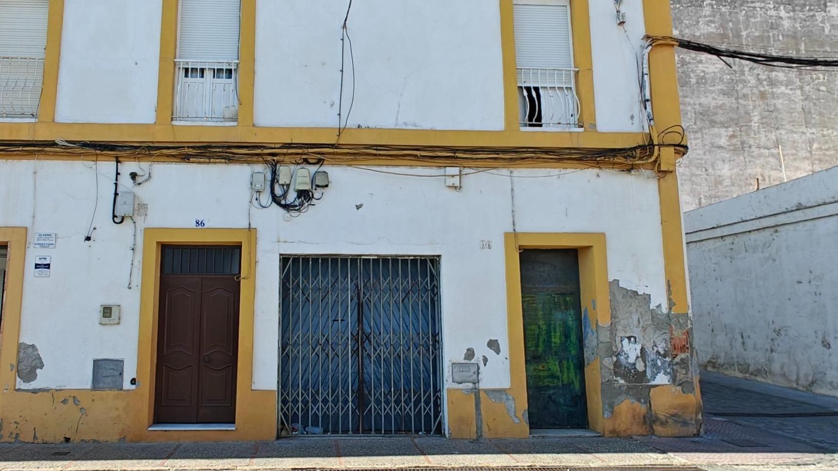 Exterior view of Premises for sale in San Fernando