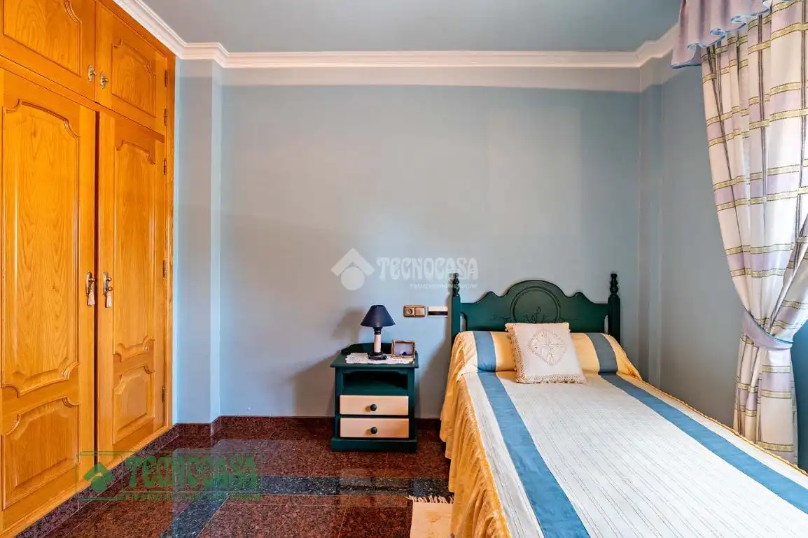Dormitori de Casa o xalet en venda en Roquetas de Mar amb Calefacció, Parquet i Terrassa