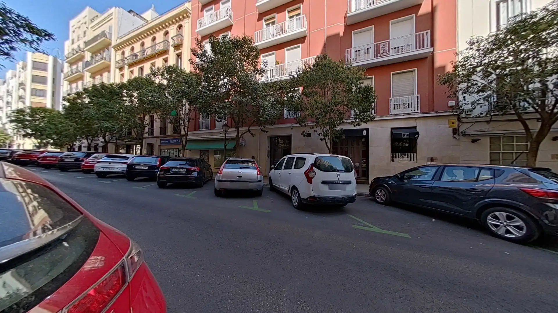 Vista exterior de Pis en venda en Madrid amb Aire condicionat