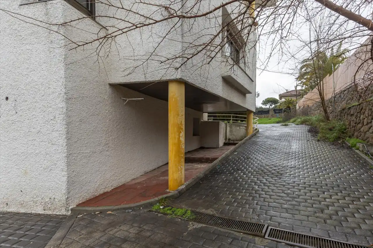 Parking of Houses for sale in Villaviciosa de Odón  with Private garden, Terrace and Swimming Pool