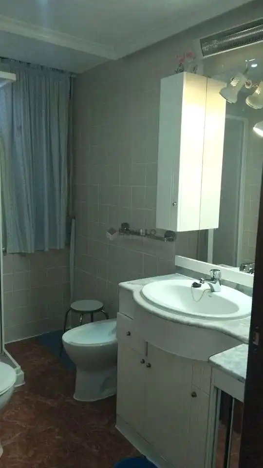 Baño de Planta baja de alquiler en Utrillas con Calefacción y Amueblado