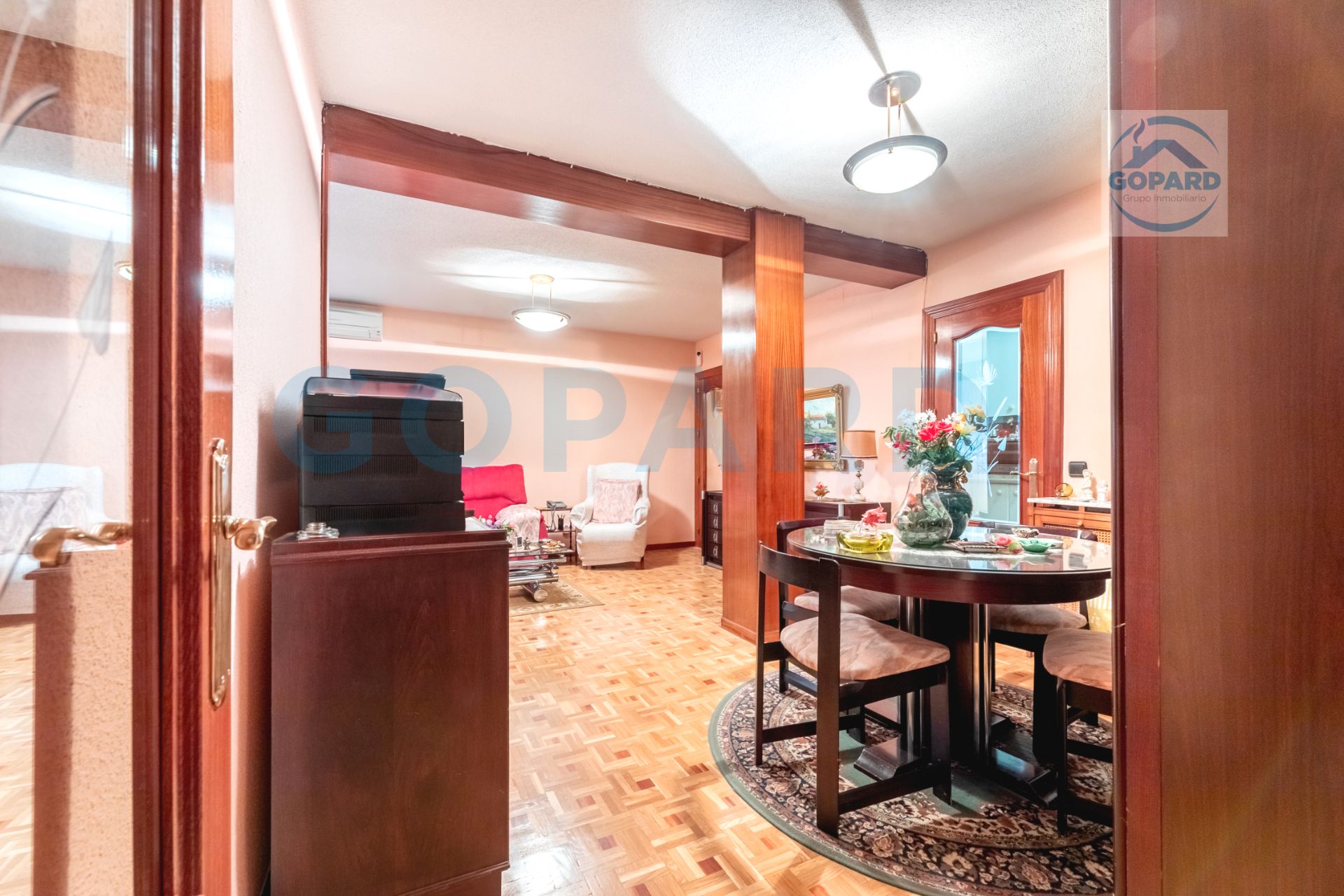 Sala d'estar de Pis en venda en  Madrid Capital amb Aire condicionat, Calefacció i Parquet