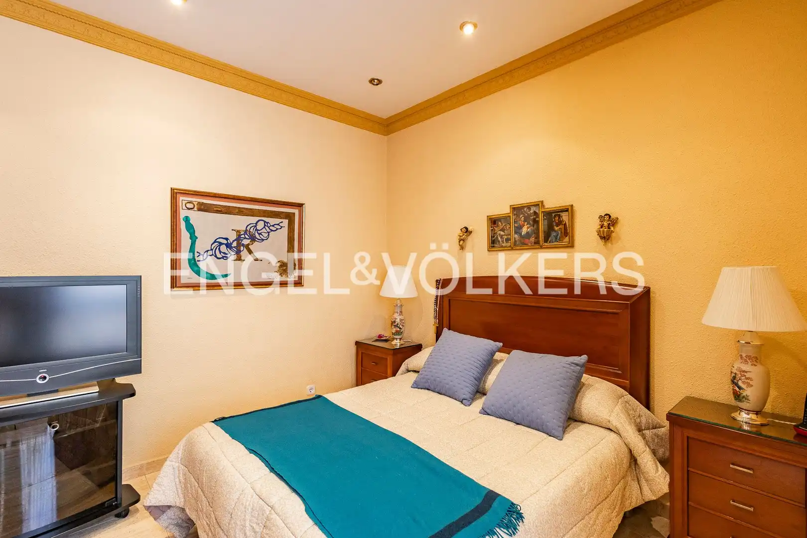 Bedroom of Flat for sale in Barcelona  with Air Conditioner, Heating and Parquet flooring