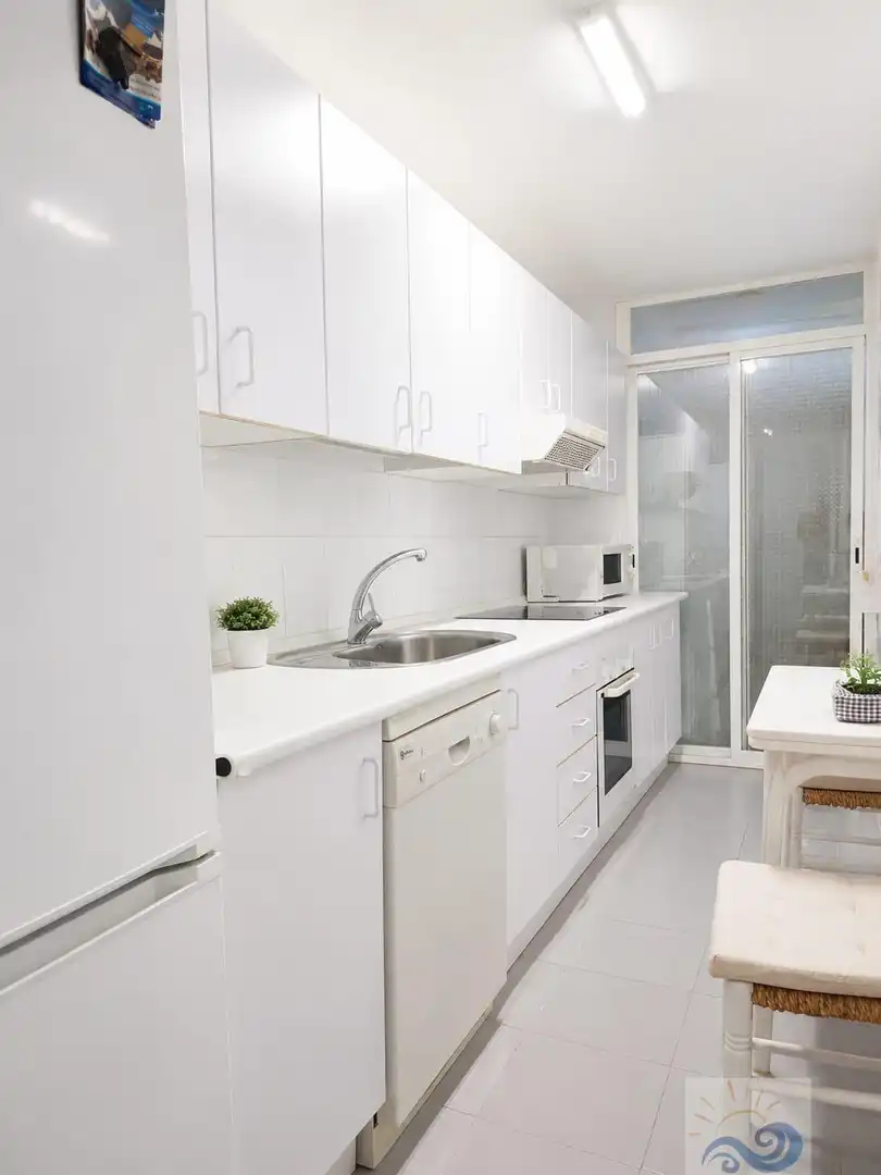 Cocina de Apartamento en venta en El Puerto de Santa María con Terraza y Piscina comunitaria