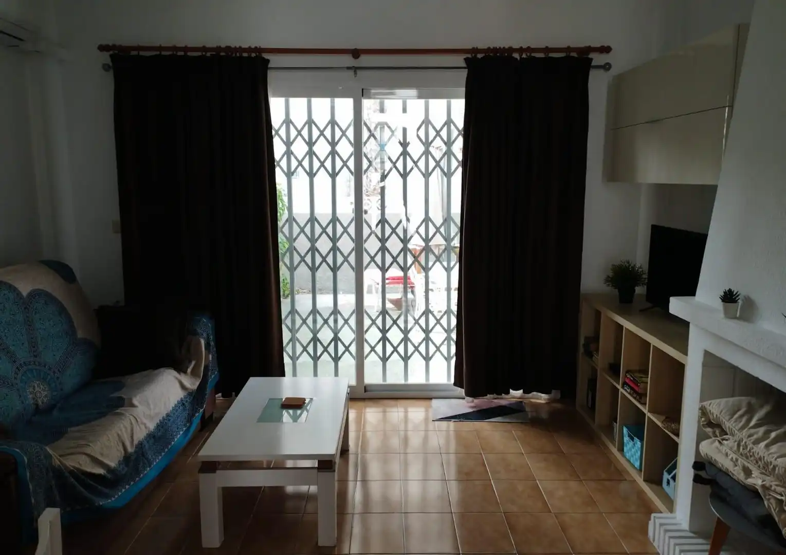 Casa aparellada amb piscina en venda a Rincón de Loix, imagen 10