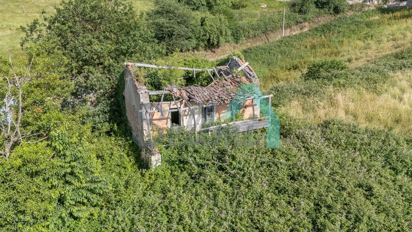 Casa o xalet en venda en Mieres (Asturias) amb Jardí privat i Terrassa