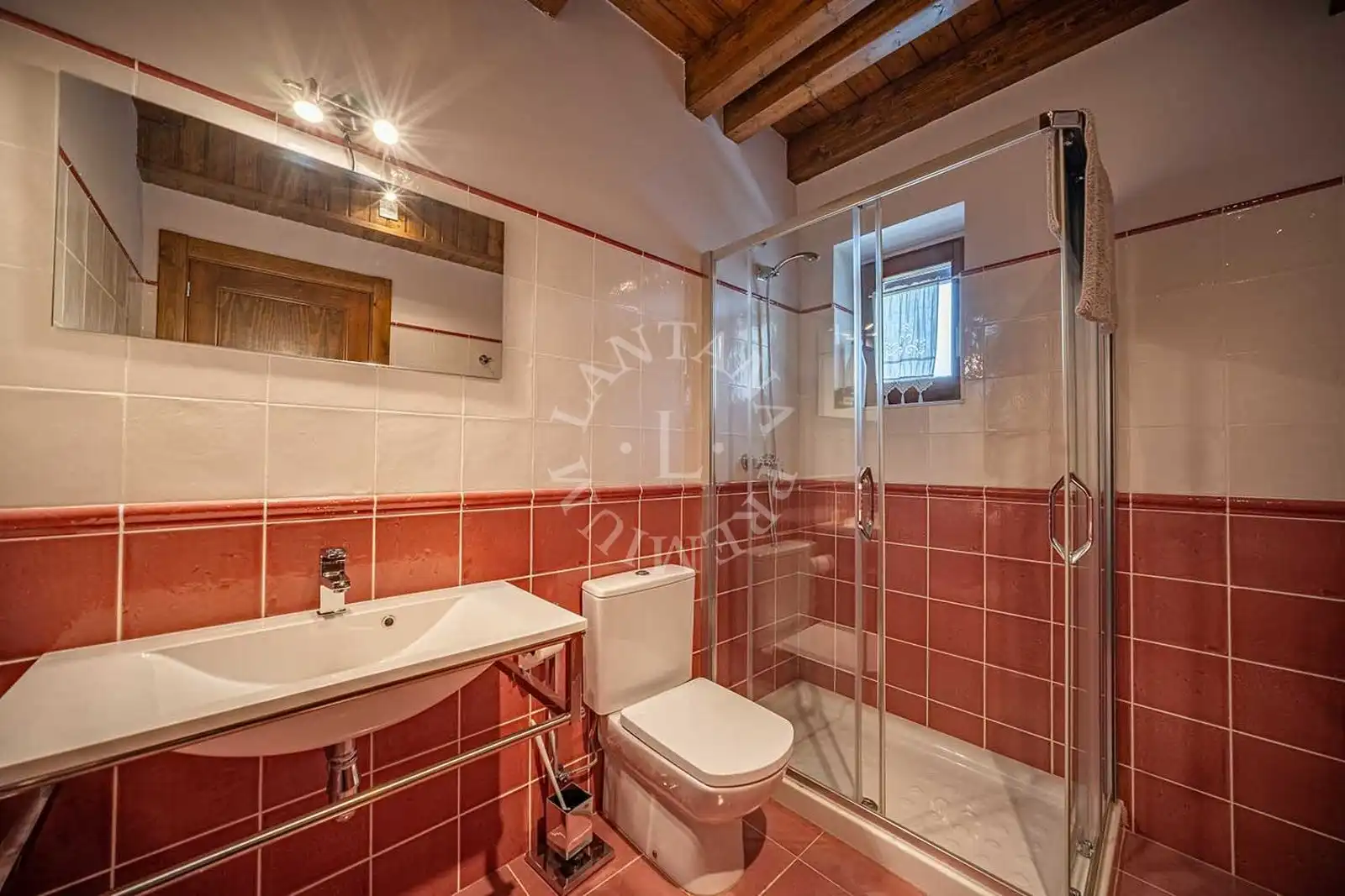 Baño de Casa o chalet en venta en Vielha e Mijaran con Calefacción