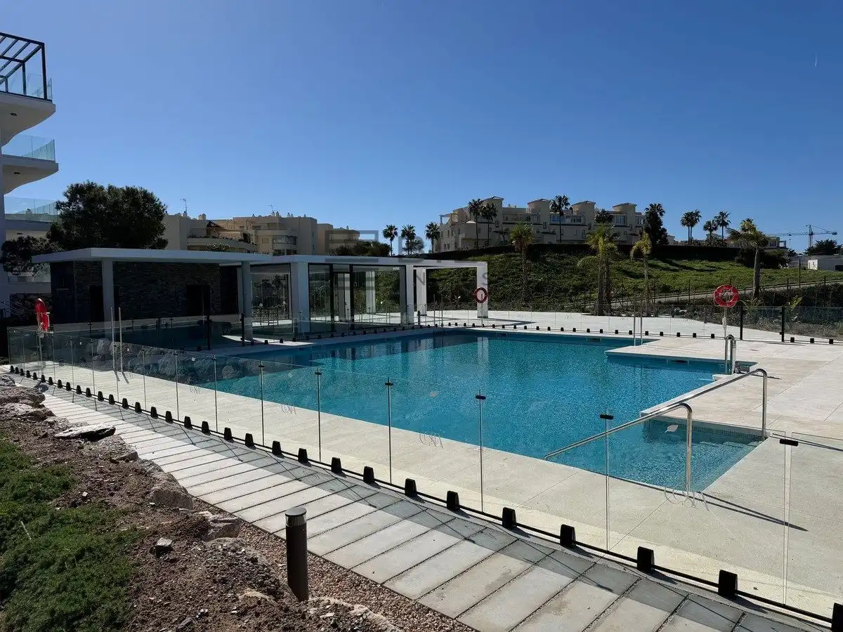 Piso con piscina en venta en Cedro, imagen 2